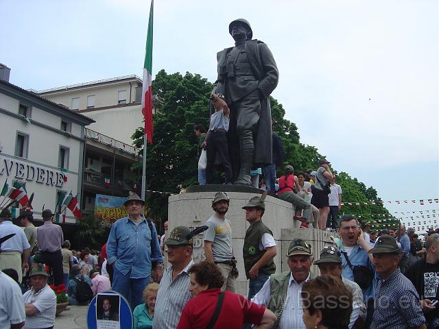 Adunata Alpini Bassano 2008 LG045.JPG